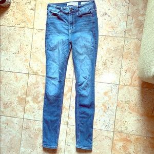Hollister High Rise Advanced Stretch Skinny Jeans